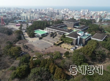 제주에서 피어난 선묵화(禪墨畵)와 차묵화(茶墨畵)