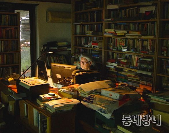 기이한 생각의 바다에서