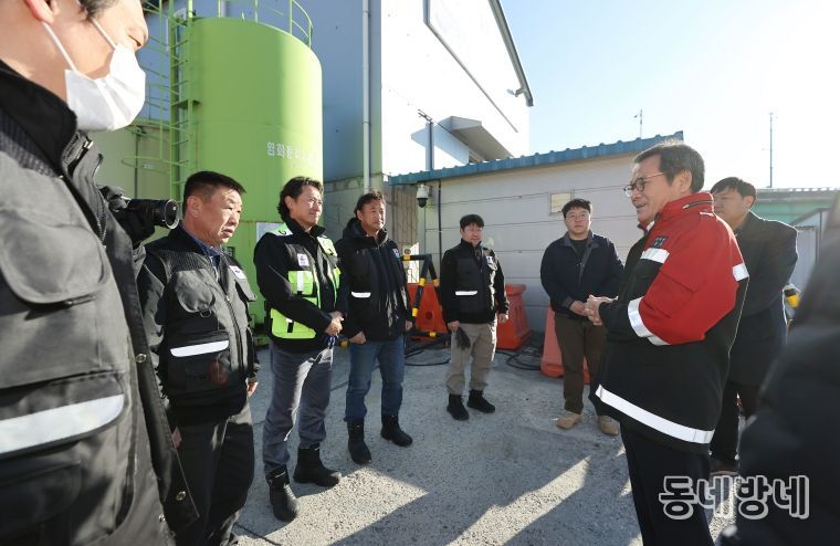 김홍규 강릉시장, 동절기 대비 제설 준비 점검 나서